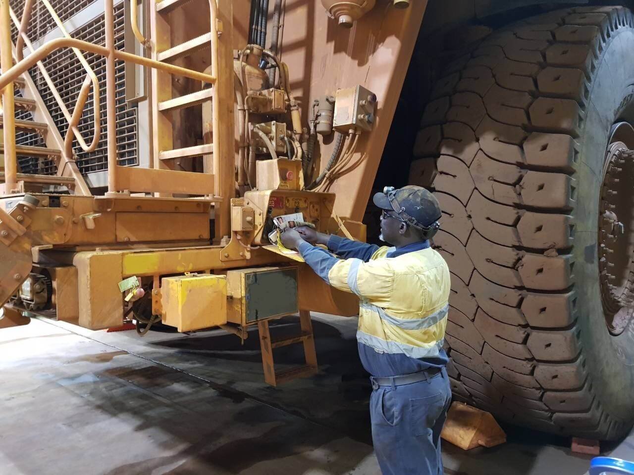 mobile-equipment-machinery-working-men