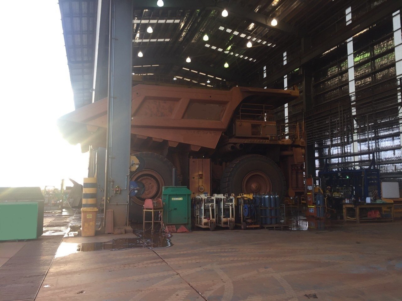 mobile-equipment-maintenance-big-machines