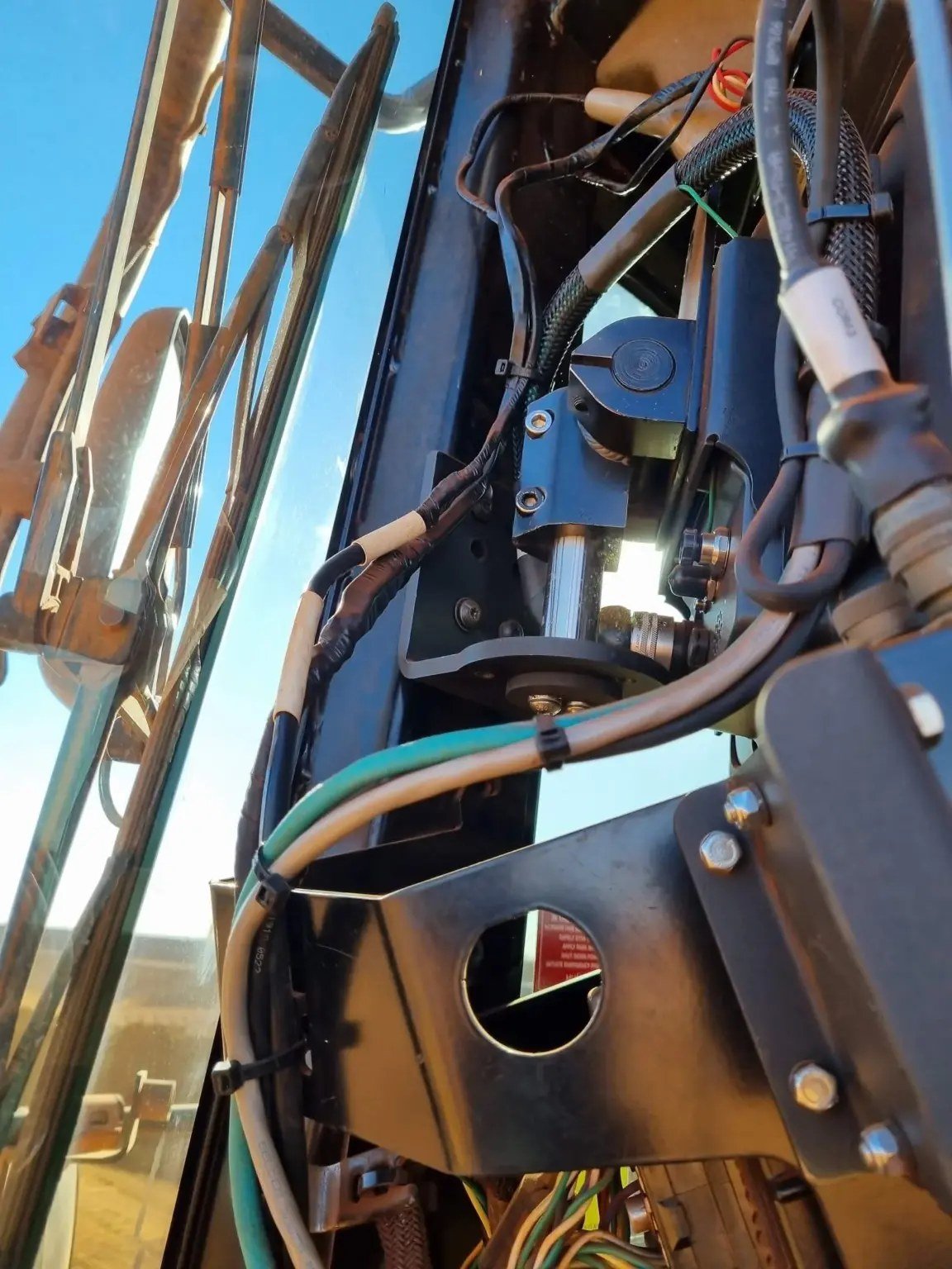 Your Trusted AHS Technology Partner for Mobile Fleet Installation and Maintenance